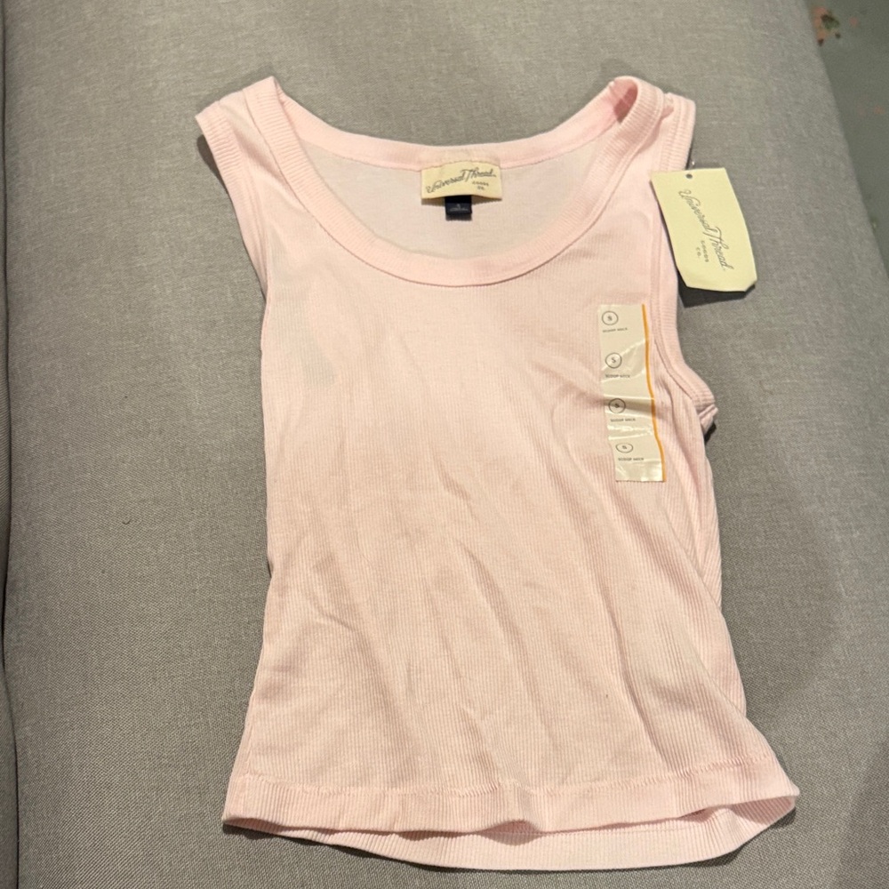 Universal Thread Light Pink tank top women’s size small Camisole